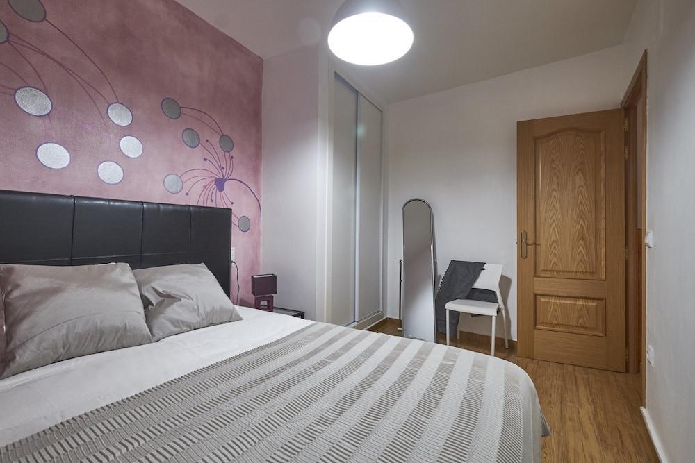 Hostal La Estrella Madrid Exteriör bild